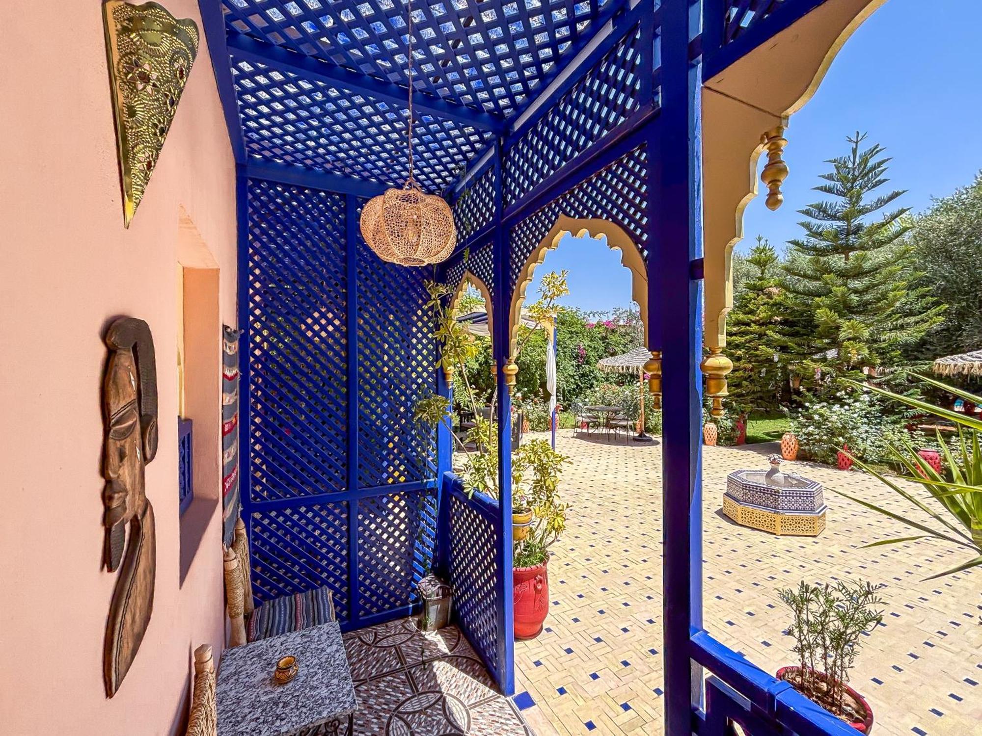 Le Bleu House Bed & Breakfast Sidi Abdallah Ghiat Dış mekan fotoğraf