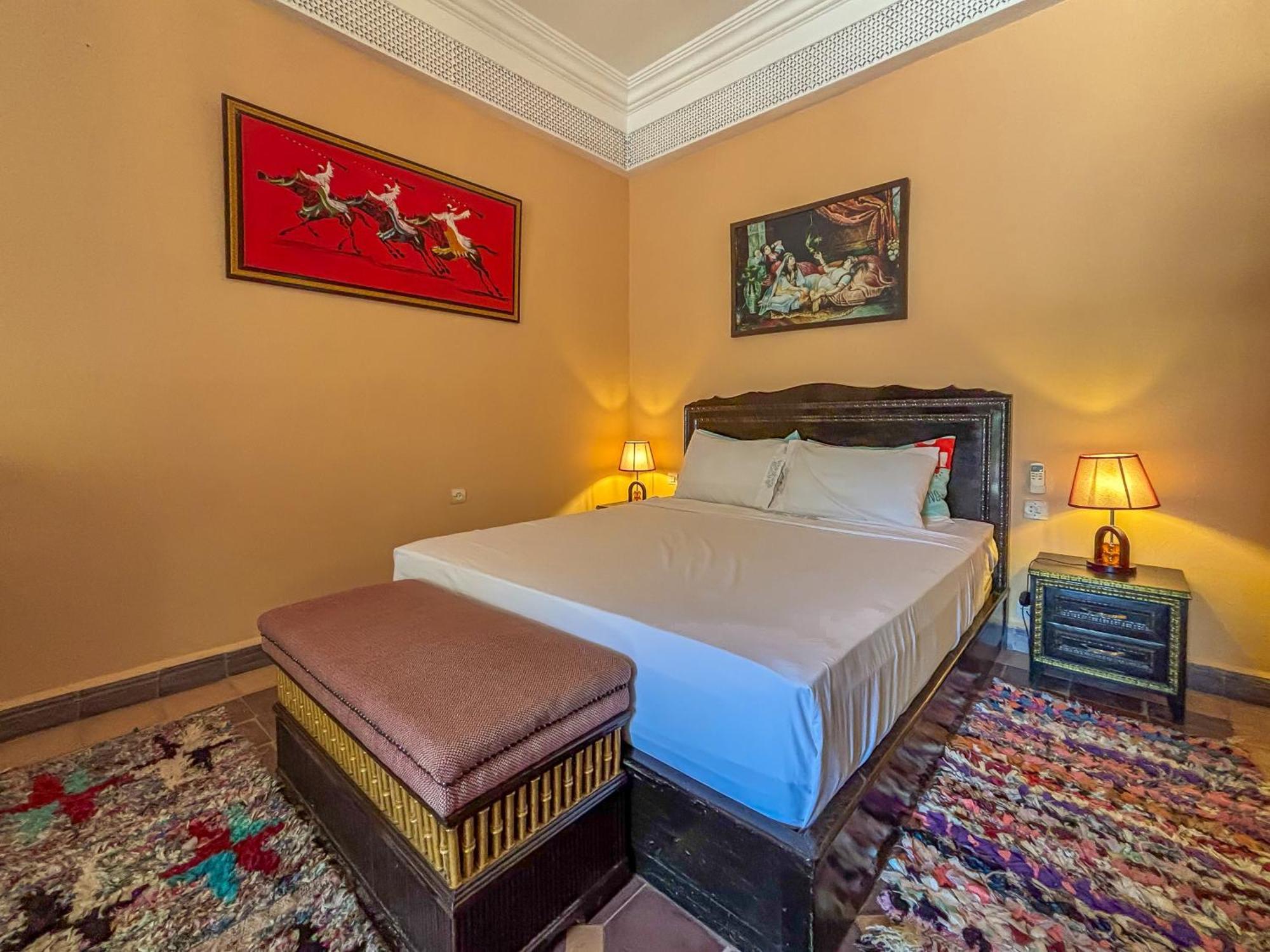 Le Bleu House Bed & Breakfast Sidi Abdallah Ghiat Dış mekan fotoğraf