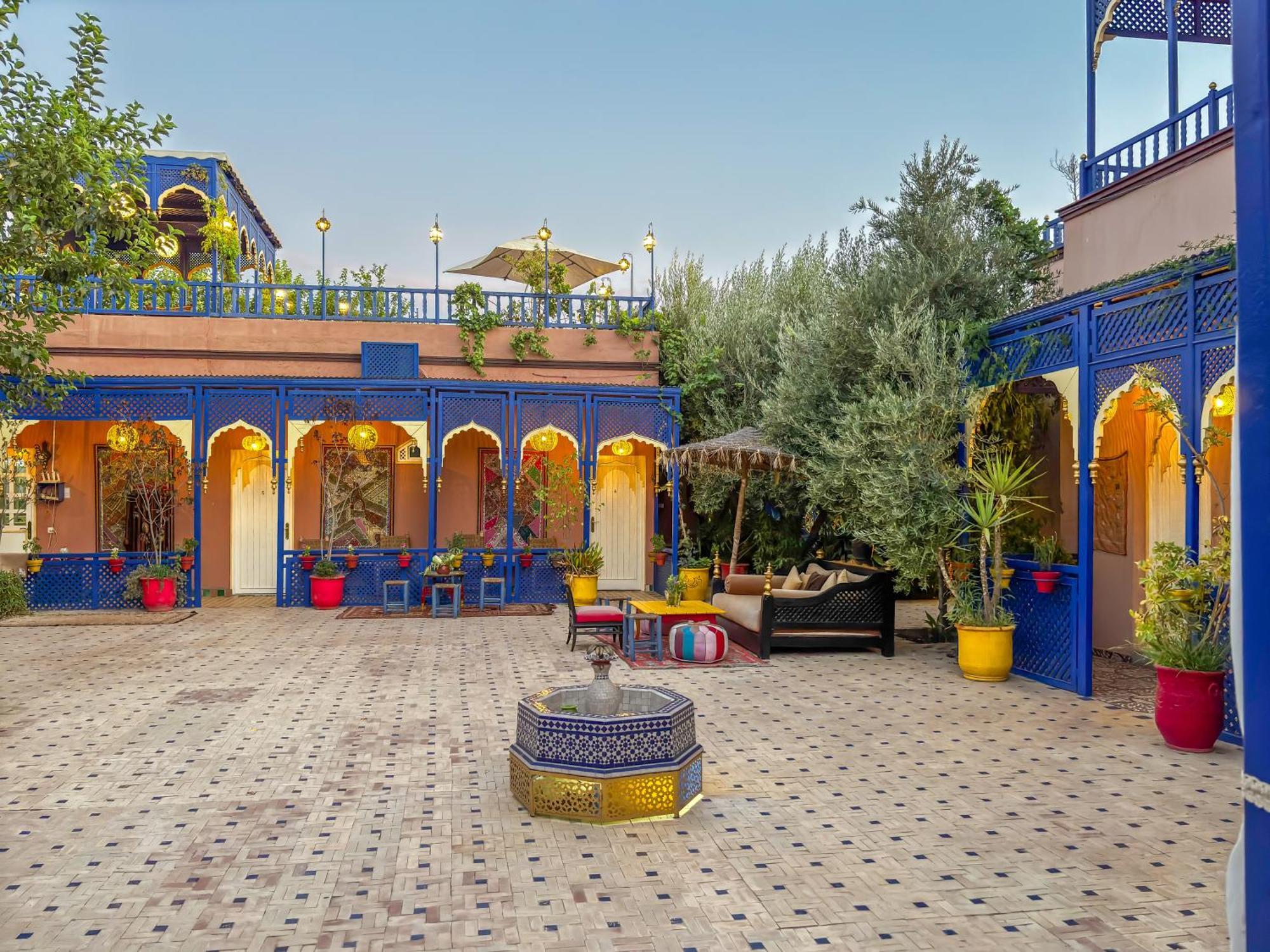 Le Bleu House Bed & Breakfast Sidi Abdallah Ghiat Dış mekan fotoğraf