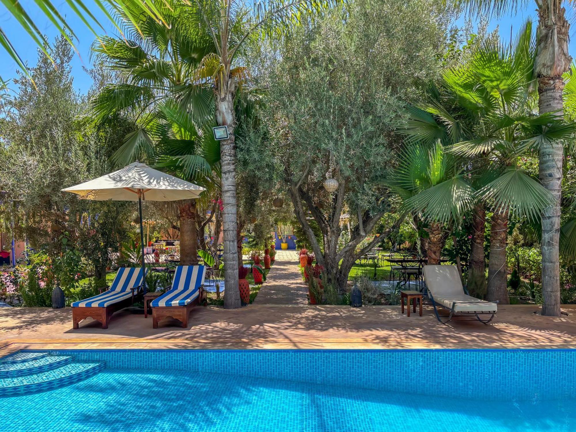 Le Bleu House Bed & Breakfast Sidi Abdallah Ghiat Dış mekan fotoğraf